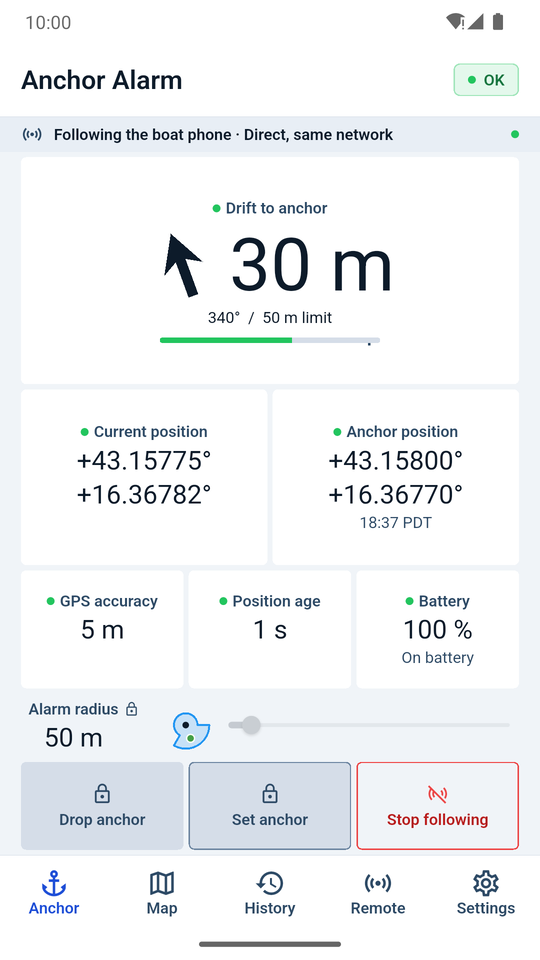 The following phone showing the boat’s drift of 30 m with the status Following the boat phone